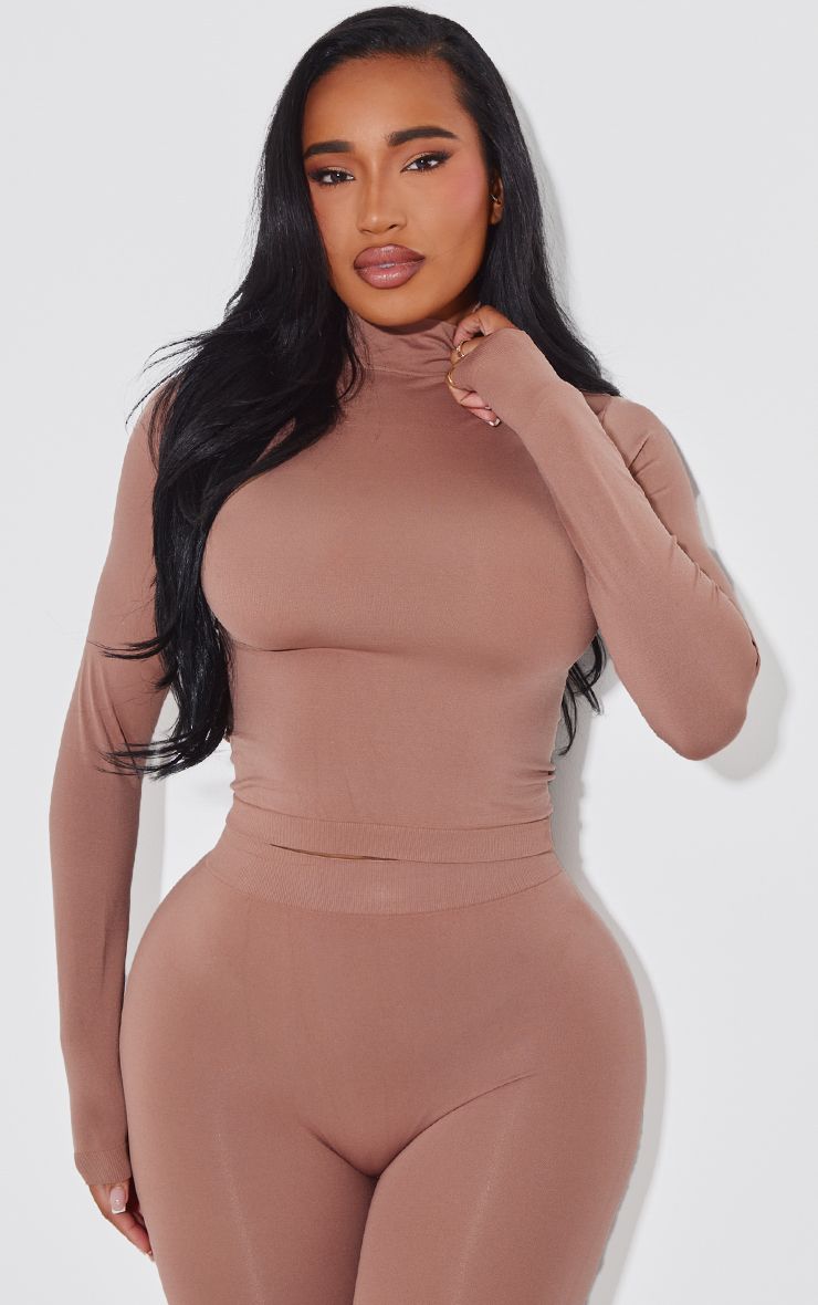 https://mediahub.prettylittlething.com/cnj7986_taupe_xl