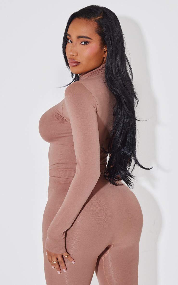 https://mediahub.prettylittlething.com/cnj7986_taupe_xl_1