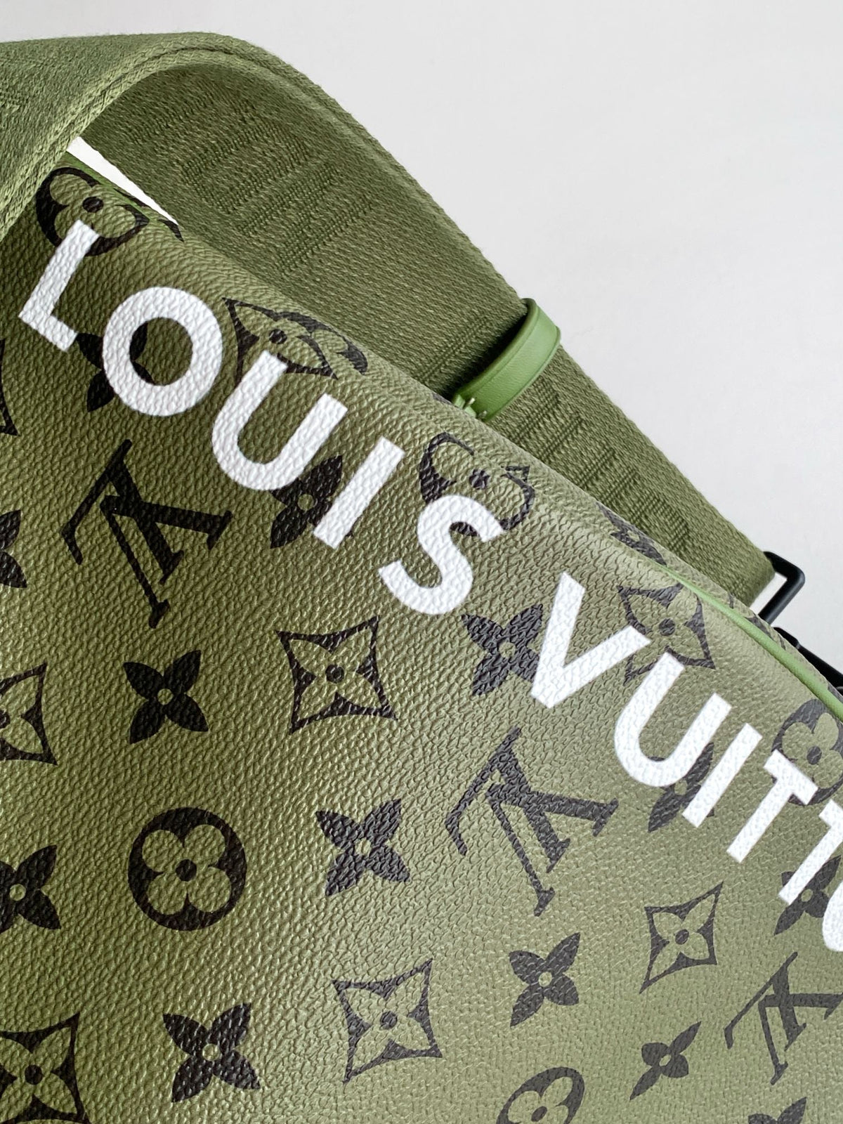 LV 55 Travel Bag