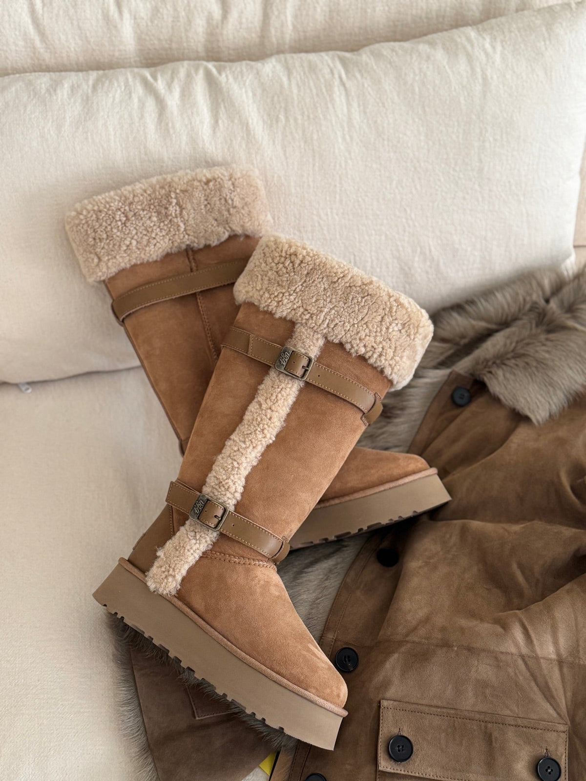 UGG Curly Rider Boots