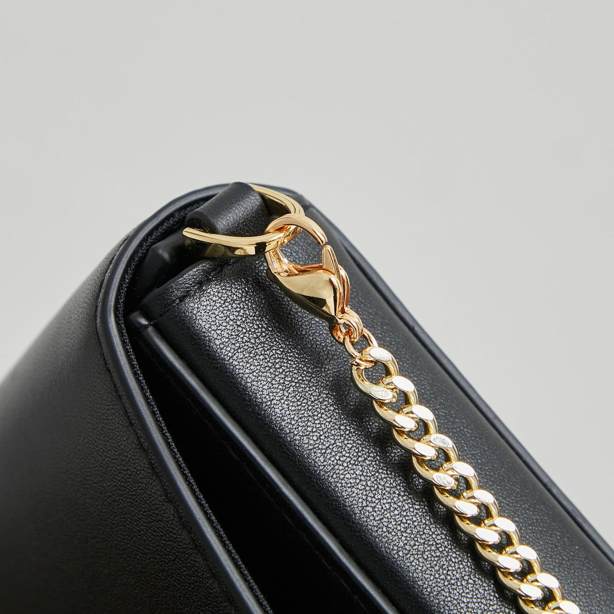 Fendi Chain Bag