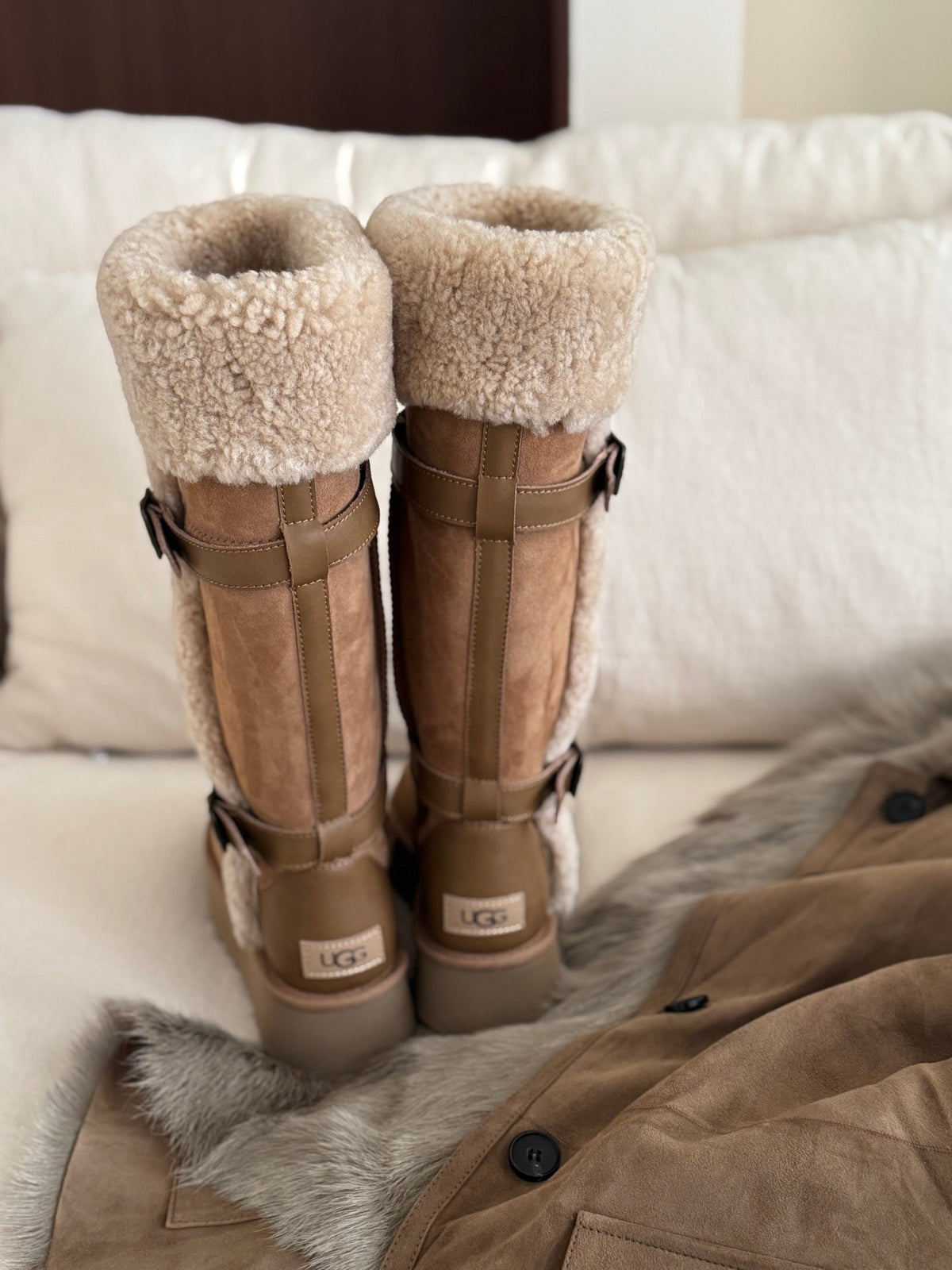 UGG Curly Rider Boots