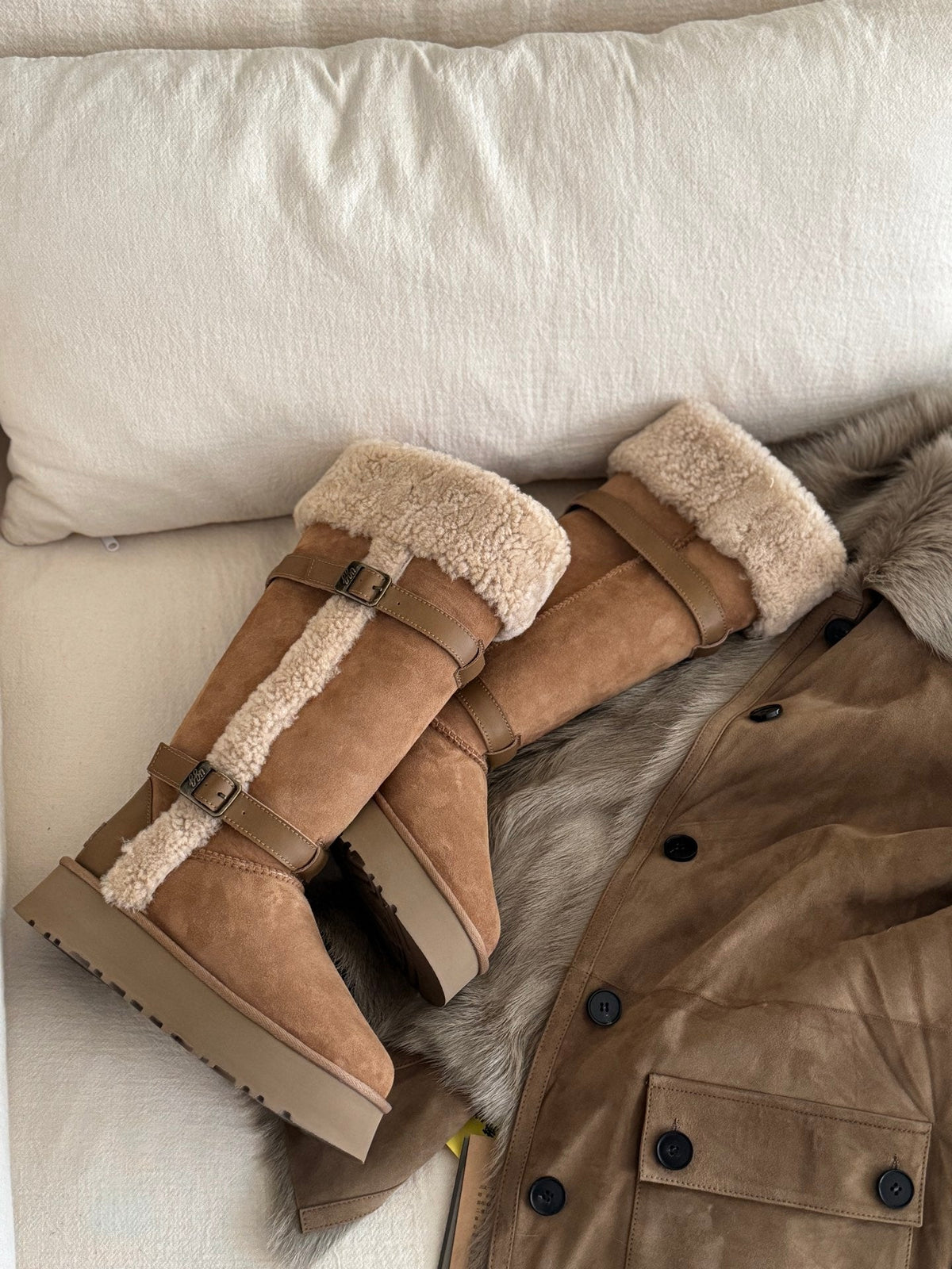 UGG Curly Rider Boots